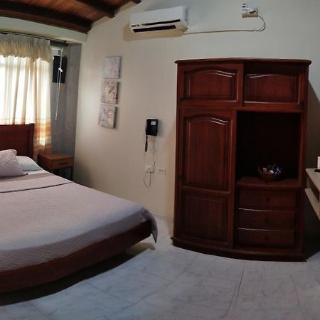 Hotel Casa Aragon カルタゴ エクステリア 写真